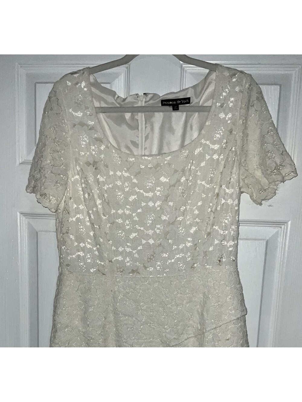 Preston and York Ivory Tiered Lace Cocktail Dress 14 short sleeve
